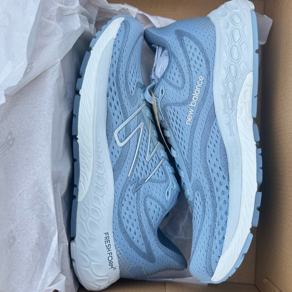 New Balance Fresh Foam X 880v13 (NWT IN BOX)